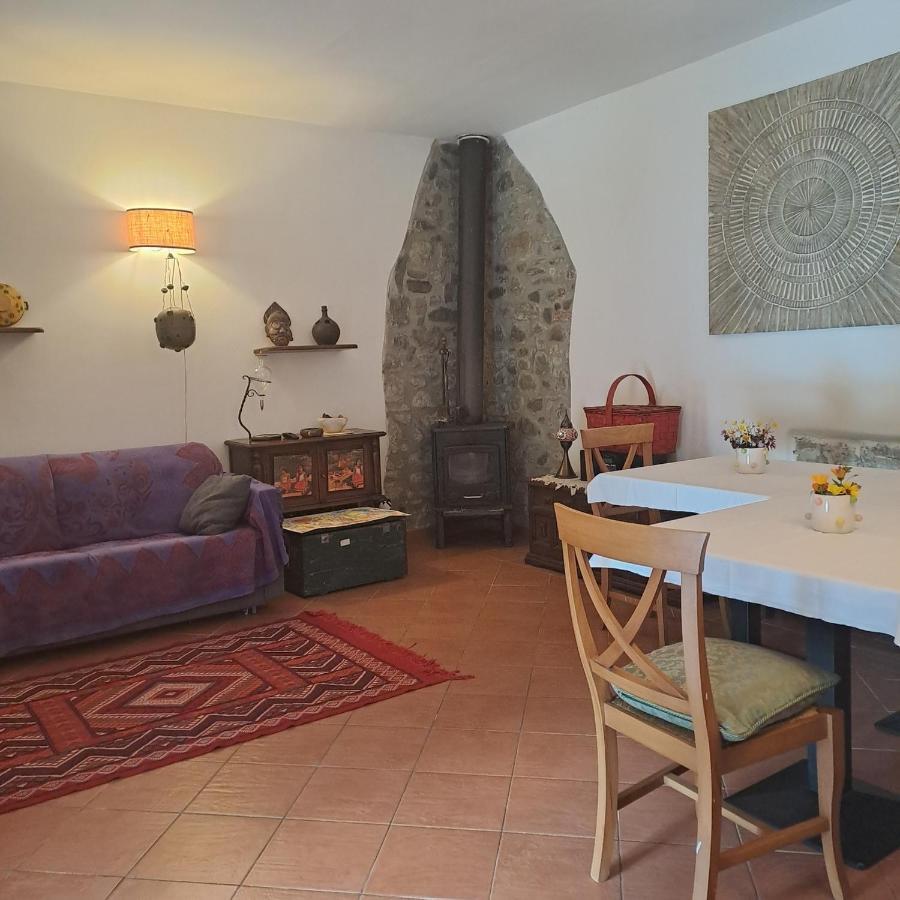 B&B La Casina Rosa La Spezia Valeriano Lunense Εξωτερικό φωτογραφία