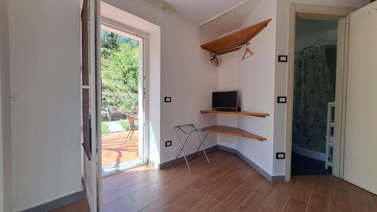 B&B La Casina Rosa La Spezia Valeriano Lunense Εξωτερικό φωτογραφία